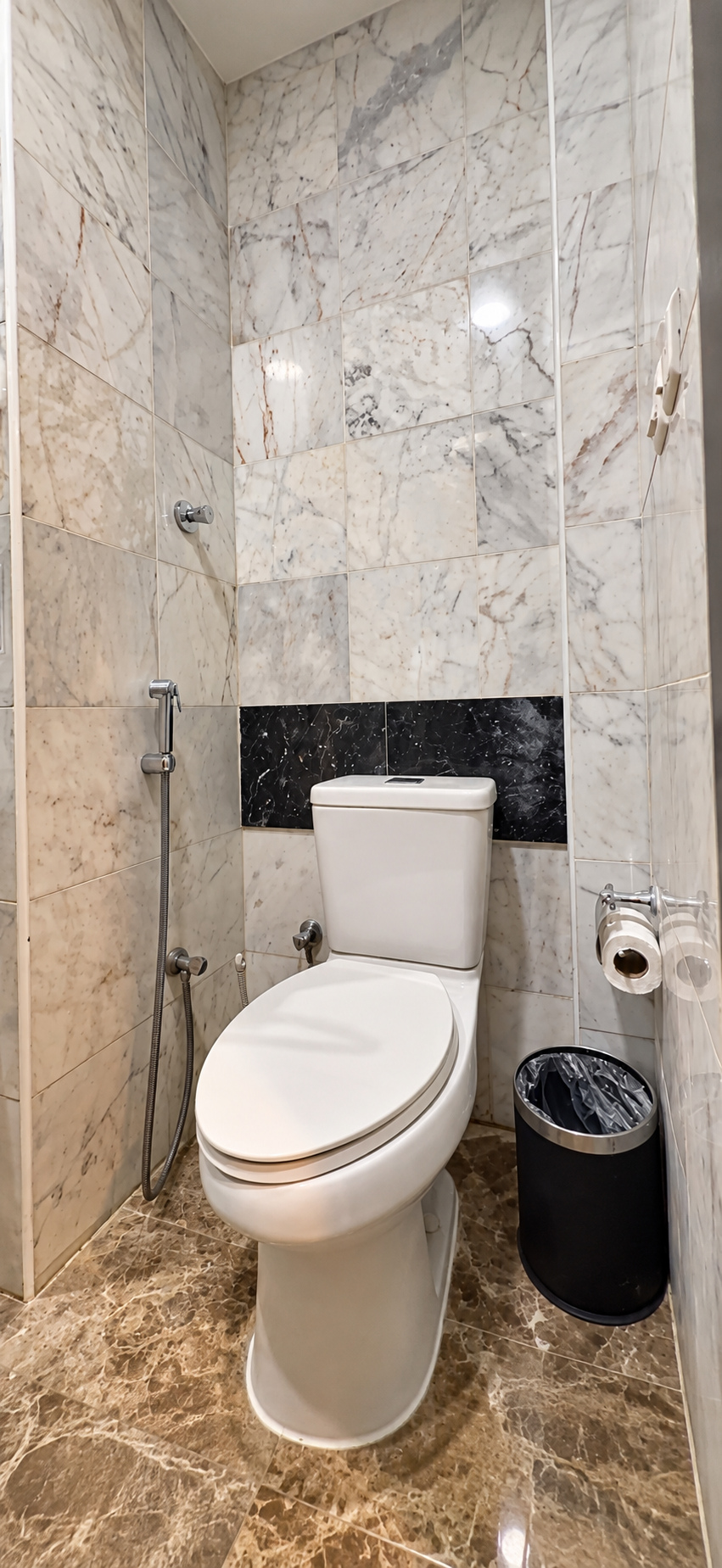 Grand Al Rawda Hotel — Banyo tuvalet alanı