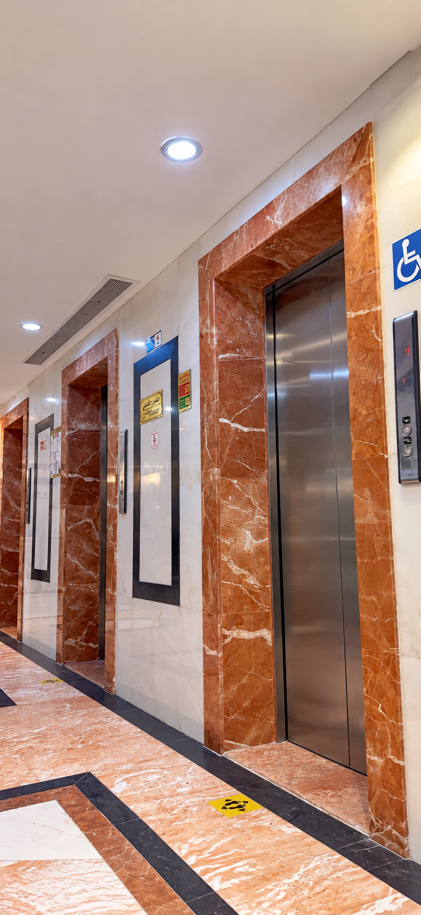 Manazel Al Furqan 2 Hotel — Asansör alanı